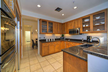 8989 N Gainey Center Dr 147 Apartments - Scottsdale, AZ