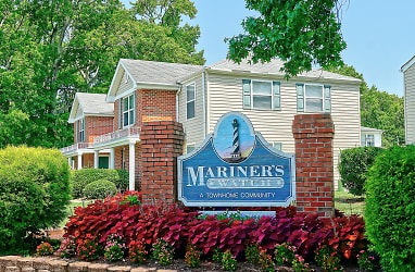 Mariner's Watch Apartments - Norfolk, VA