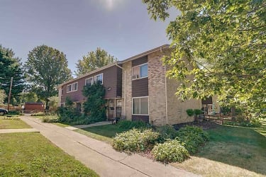 5833 Balsam Rd - Madison, WI