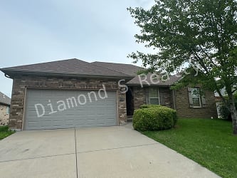 3143 W Melbourne St - Springfield, MO