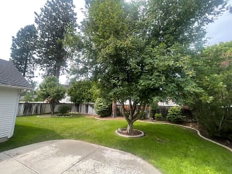 1243 W Canfield Ave - Coeur D Alene, ID
