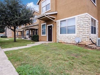 Rosemont At Meadow Lane Apartments - Dallas, TX