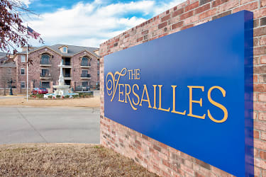 The Versailles Apartments - North Little Rock, AR