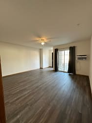 815 E Wisconsin St unit 505 - undefined, undefined