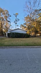 2418 NW 63rd Terrace - Gainesville, FL