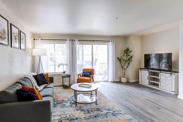 Liberty Lake Apartments - Boise, ID