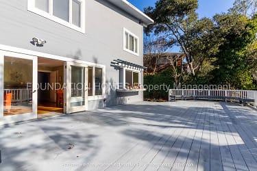 20 Lower Dr - Mill Valley, CA