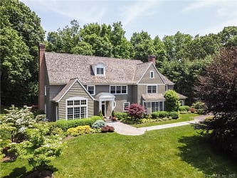 52 Charcoal Hill Rd - Westport, CT