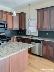 2328 N Greenview Ave unit 2328-1 - Chicago, IL