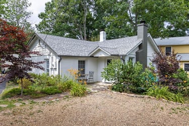 209 Old Haw Creek Rd - Asheville, NC