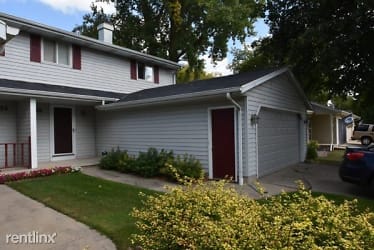 1028 Coppens Rd - Green Bay, WI