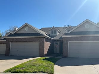 1025 49th Ave Ct - Greeley, CO