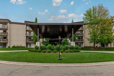 Stonebridge Of Arlington Heights Apartments - Arlington Heights, IL