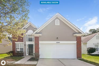 12944 Deaton Hill Dr - Charlotte, NC