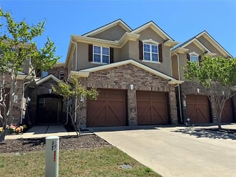 5932 Clearwater Dr - The Colony, TX