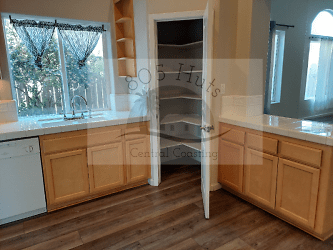 923 Francis Ln - undefined, undefined