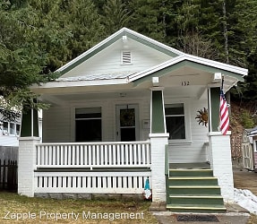 132 King St - Wallace, ID