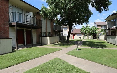 Serena Forest Apartments - Houston, TX