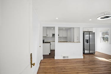 10 Cragmere Terrace unit 1 - Boston, MA