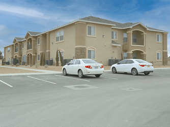 Homestead Apartments - Hobbs, NM