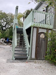 617 Mangrove Point Rd #A - Siesta Key, FL