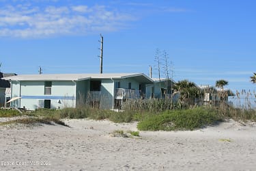 2625 S Atlantic Ave #2 - Cocoa Beach, FL