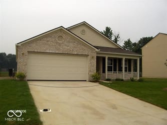 6567 Glory Maple Ln - Indianapolis, IN