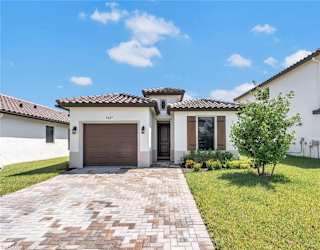 5627 Carrara Dr - Ave Maria, FL