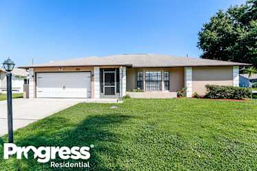 8533 Gum Tree Ave - New Port Richey, FL