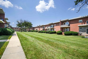 Wilshire Apartments - Pikesville, MD