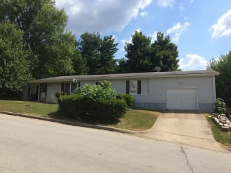 1316 Hillview Dr - Rolla, MO