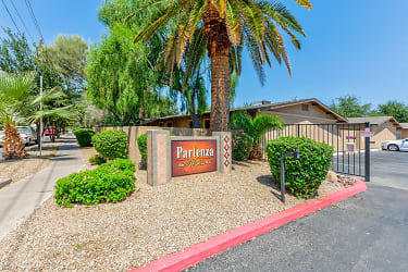 Partenza On Highland Apartments - Phoenix, AZ