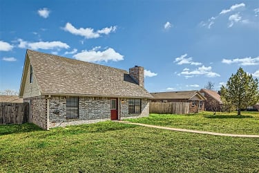 1009 Weiss Ave - Princeton, TX