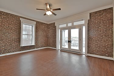 209 W Fifth Ave unit 301 - Knoxville, TN