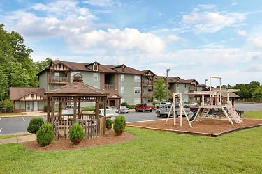 Spaulding Woods Apartments - Marion, NC