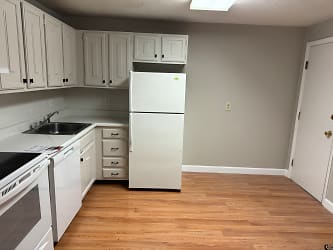 33 Andrew St unit 11 - Manchester, NH