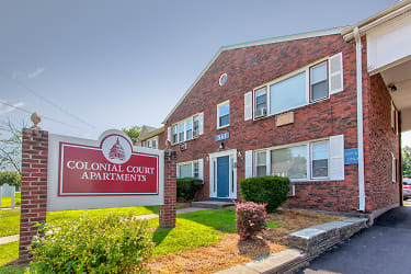 Colonial Court Apartments - East Hartford, CT