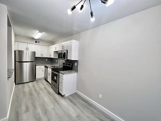2700 Homewood Apartments - Birmingham, AL