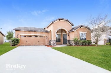 3086 Pointe Pl Ave - Kissimmee, FL