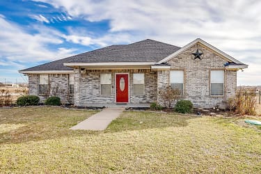 1021 Dominque Dr - Weatherford, TX