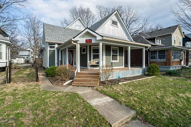 921 N Temple Ave - Indianapolis, IN