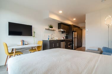 Pax Futura Apartments - Seattle, WA