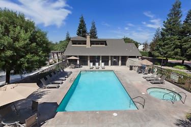 Polo Villas Apartments - Bakersfield, CA