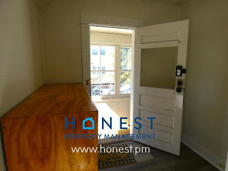 74 Front St unit 2 - undefined, undefined
