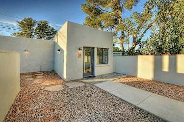 3232 E 1st St unit B - Tucson, AZ