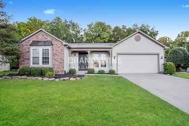 7673 Whitlock Ct - Indianapolis, IN