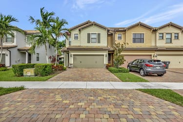 4591 San Fratello Cir - Wellington, FL