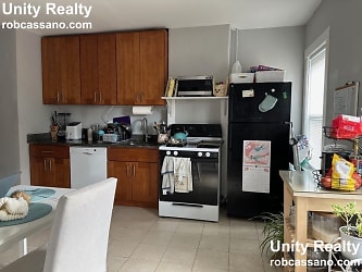 6 Reed Ct unit R1 - Somerville, MA