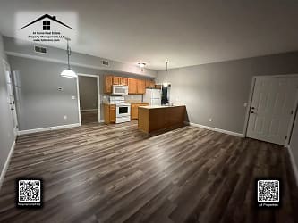 211 N Main St unit Apartment - undefined, undefined