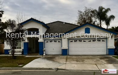 5811 W Beechwood Ave - Fresno, CA